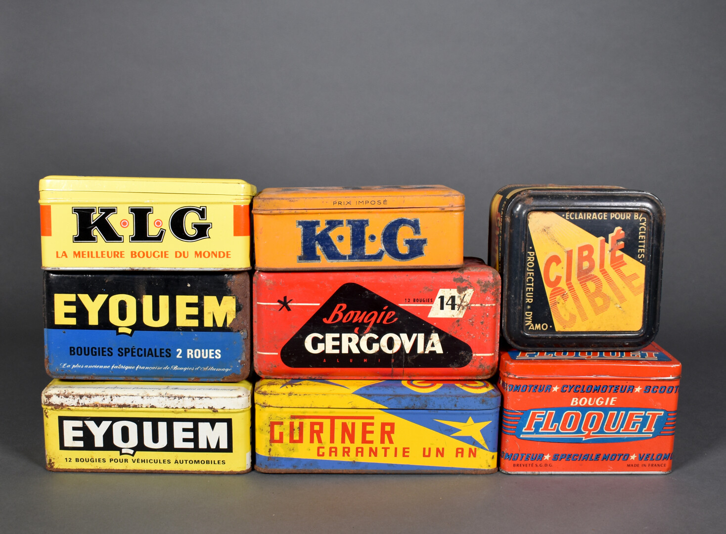 Ancienne Boîte à bougie KLG collection garage
