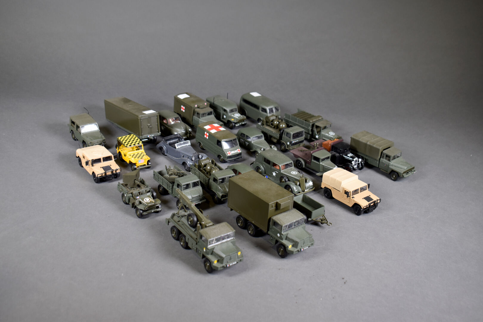 Ensemble Rare Solido Berliet Stradair 7 Véhicules - Collection, Pièces Manquantes (vendu En L'état)