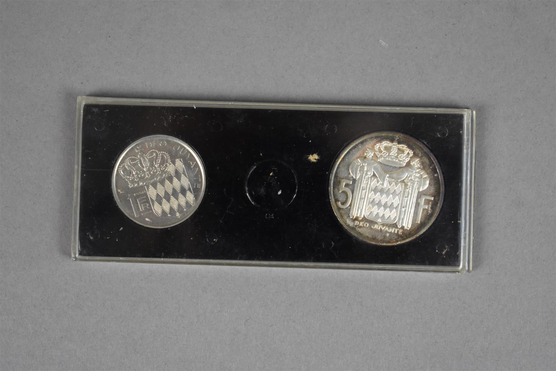 MONACO  Coffret d'essais FDC Rainier III 1960  un franc en nickel (G