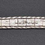 87221033-8.jpg