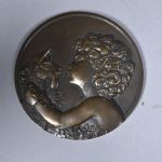 826253781-2.jpg