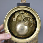 147351637-6.jpg