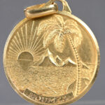 74108456-1.jpg