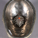 957111680-4.jpg