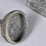 976437550-6.jpg