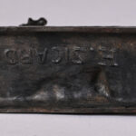 1077065375-6.jpg