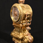 1068663375-3.jpg