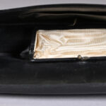 125831345-6.jpg