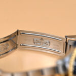981223457-5.jpg