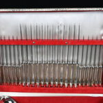 8810708-2.jpg
