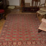 1067889840-2.jpg