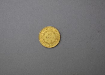 898497970.jpg